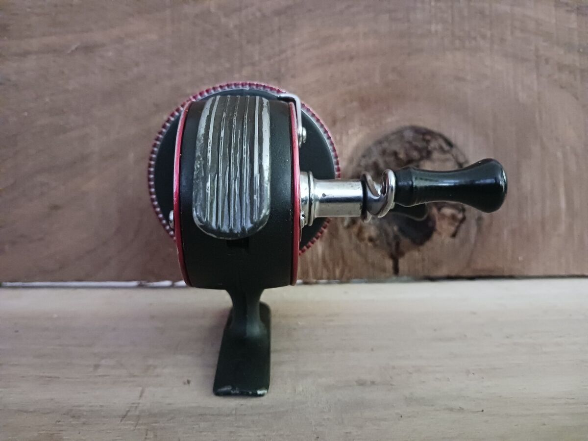 Vintage Red J.C. Higgins Model 535 Spinning Fishing Reel Vintage Red J.C. Higgins Model 535 Spinning Fishing Reel