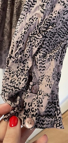 Ann Harvey London Women’s Leopard Print Pale Pink Shirt Size 16 - Picture 5 of 6