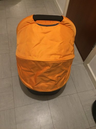 Upperbaby Vista Carrycot 2012 model - Picture 12 of 12
