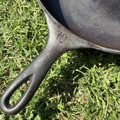 Vintage Wagner Ware Sidney O 1060A #10 Cast Iron Skillet Frying Pan 11.75"