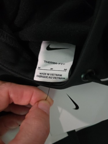 NIKE Therma Fit Pull Over Hoodie schwarz mit weißem Swoosh Größe M - Bild 4 von 8