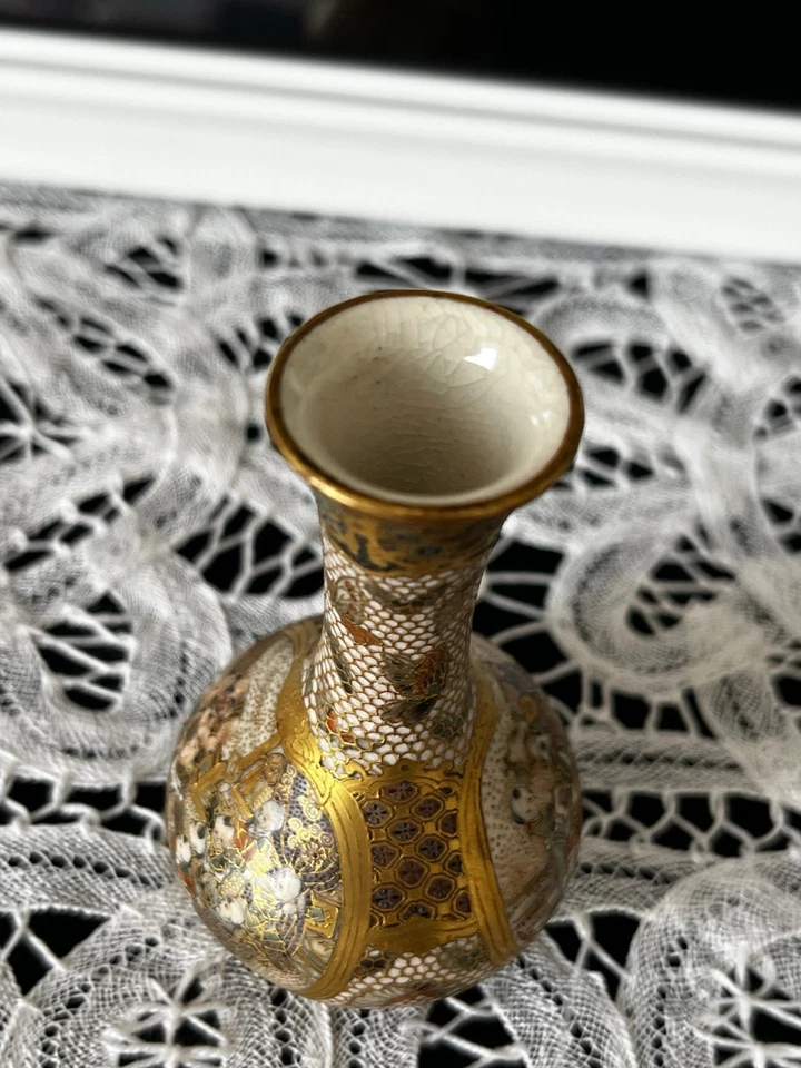 Ancien vase miniature Satsuma - Japon, peint à la main - Photo 3/4