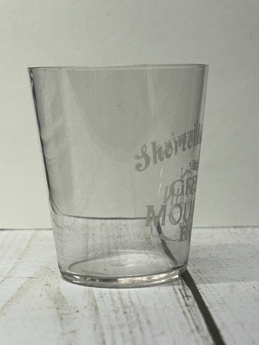 1910 Shortell & Timmons Green Mountain Rye Acid Etched Whiskey Shot Glass - Picture 4 of 5
