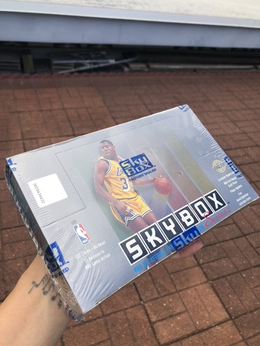 1992-93 Skybox NBA Basketball Series 2 Box Factory Sealed - Picture 6 of 6