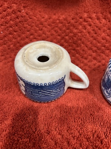 Royal - Currier & Ives  "Early Winter" - Salt & Pepper - Picture 3 of 6