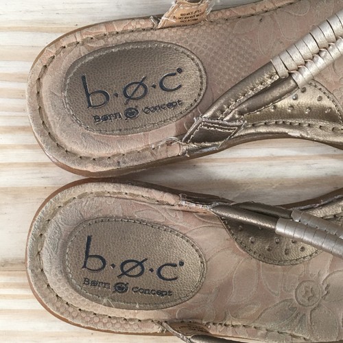 Sandalias BOC Born Concept para mujer 6 tanga correa en T planas sin cordones beige imitación cuero - Imagen 10 de 11