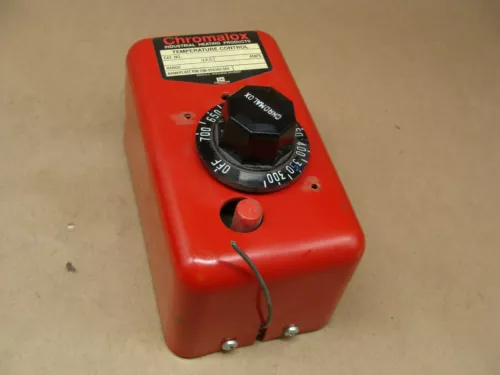 CHROMALOX INDUSTRIAL THERMOSTAT ARC-715D 277VAC 30A 300-700°F
