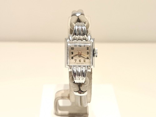 VINTAGE RARE SMALL SWISS CHROMED WW2 ERA LADIES MECHANICAL UNBRANDED WATCH - Picture 3 of 12