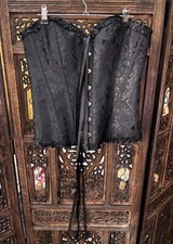SHEIN BLACK LACE UP CORSET
