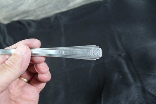 vintage Wm Rogers Mfg Co Silverplate 8” Serving Fork AA IS Art deco  - Picture 4 of 6