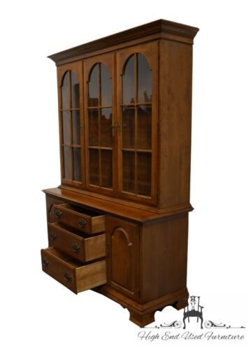 ETHAN ALLEN Heirloom Nutmeg Maple Colonial Early American 56" Buffet w. China... - Picture 6 of 10