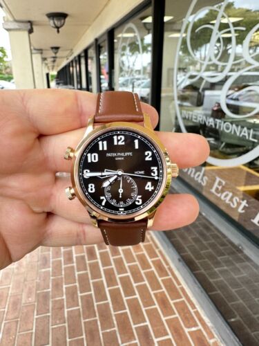 Patek Philippe Calatrava Pilot Travel Time 5524R Rose Gold Chocolate Dial B/PAPR - Picture 14 of 18