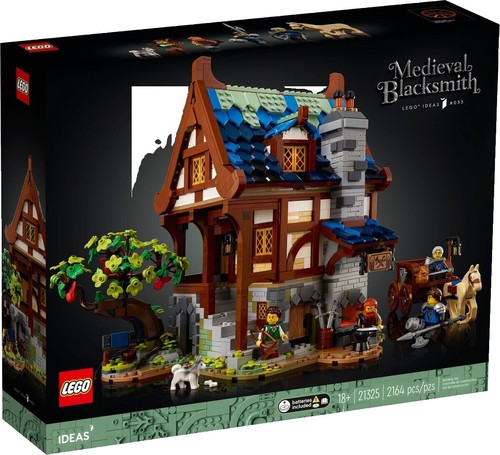 LEGO Icons Medieval Town Square 10332 (Used, complete in box