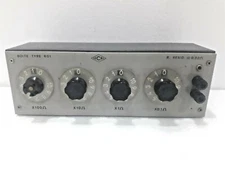 Resistance Decade Box Boite Type RD1 (1 Cap Missing )