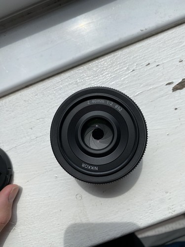 Nikon Z 40mm F/2 - Picture 2 of 3