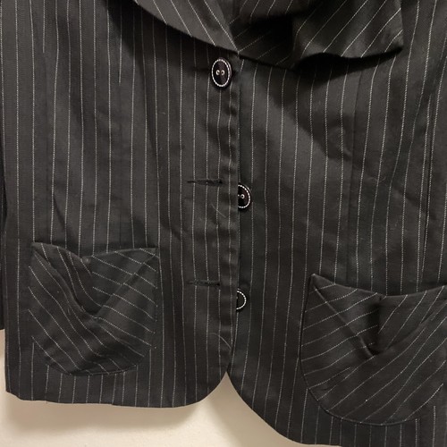 Monroe & Main Women’s 2pc Pinstripe Suit Jacket & Skirt 6 Black Bust 34 Waist 30 - Picture 3 of 10