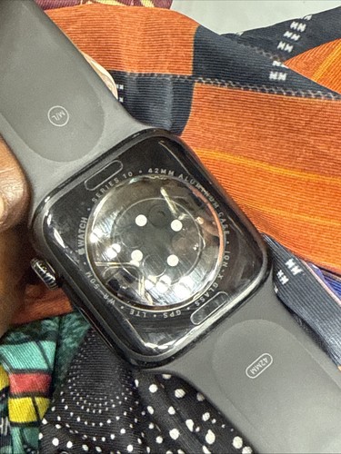 Apple Watch Series 10 Aluminium 42MM Neuve sans rayures. (Désimlocké, sans boite)