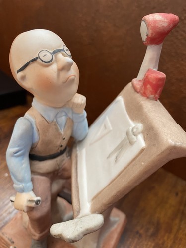 Estatuilla de 7 pulgadas humorística de porcelana New Trends Inc Japón de colección “The Engineer” RARA - Imagen 6 de 11