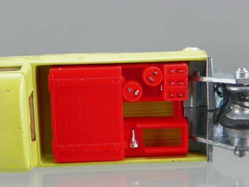 Vintage 1960's Corgi Toys 490 Diecast 1/43 VW Volkswagen Breakdown Tow Truck Bus - Picture 7 of 9