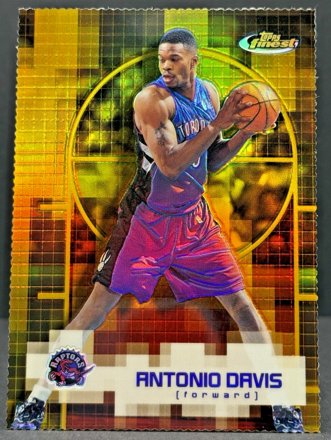2000 Topps Finest Antonio Davis 10/100 NM+ Toronto Raptors Gold Refractor cc44