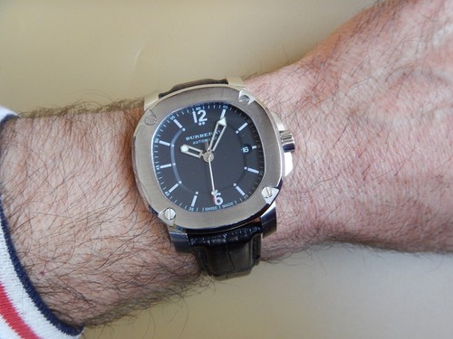 Großartige Burberry Sport Schick “The Britain“ Automatic Swiss Made Full Set - Bild 7 von 19
