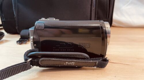 JVC Everio GZ-MG360BU 60GB HDD Camcorder Bundle - Picture 4 of 18