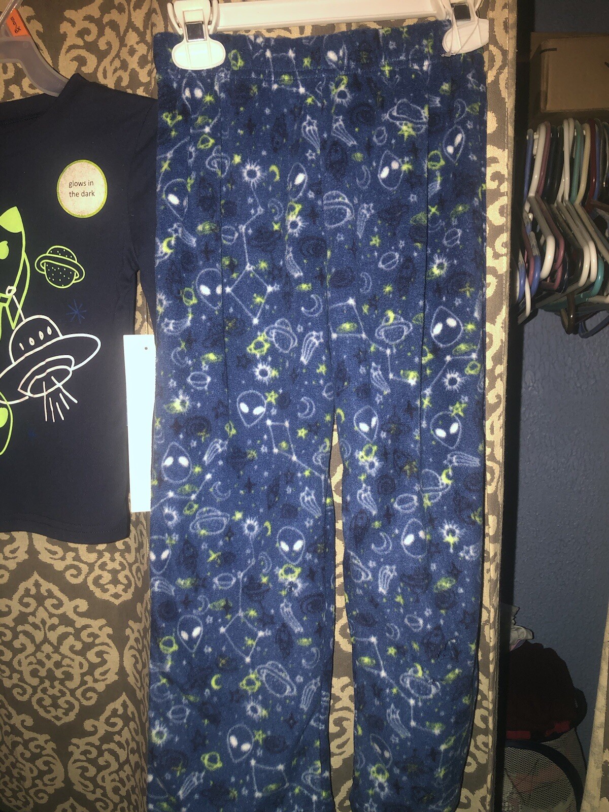 Picture 3 of 4