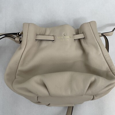 【sale!】 Kate Spade-kacey lane small poppy-black KATE Spade New York KACEY LANE SMALL POPPY BUCKET CROSSBODY
