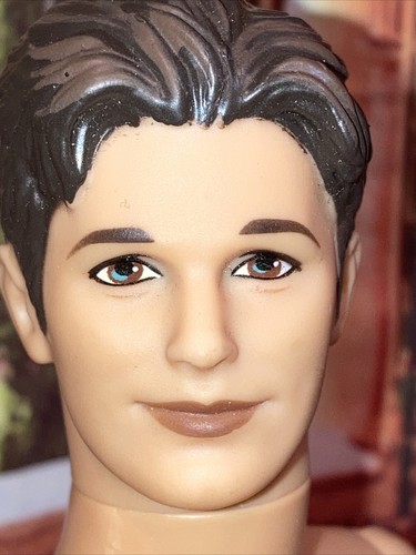 Ken Doll Brunette X Files Agent Mulder Articulated Mattel ~ New ⭐️ - Picture 10 of 10