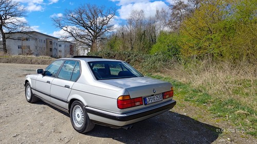 BMW E32 730i Liebhaber-Auto - Bild 4 von 17