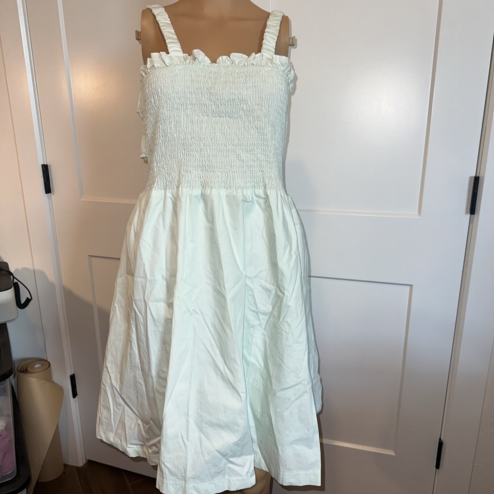 Picture 3 of 8