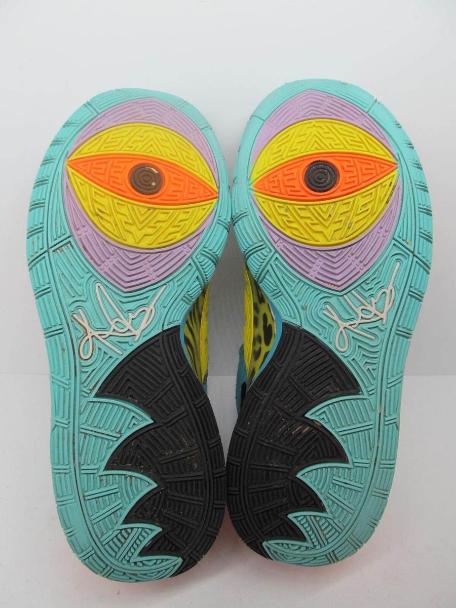 Kyrie irving shoes bottom sale