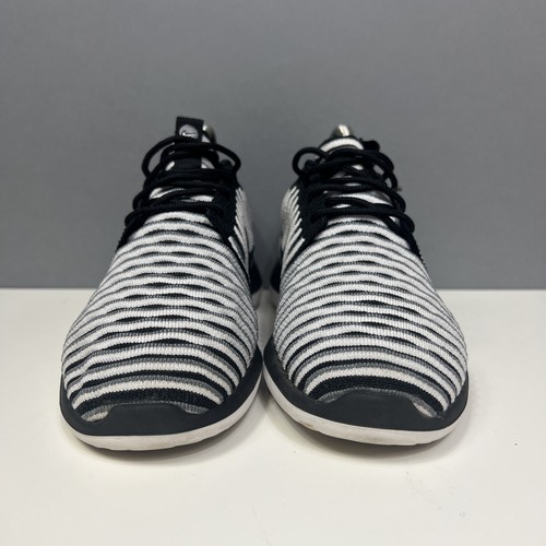 Nike Flyknit Roshe Two Damen Laufschuhe schwarz/weiß - Größe UK 4,5 Gym - Bild 4 von 11