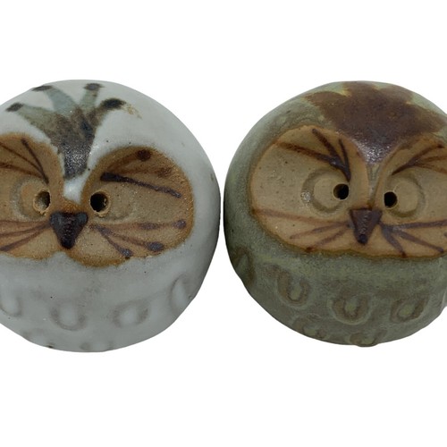 Vintage Owl Salt Pepper Shaker Set Ceramic Mid-Century Dining Tan Green Small VG - Picture 5 of 9