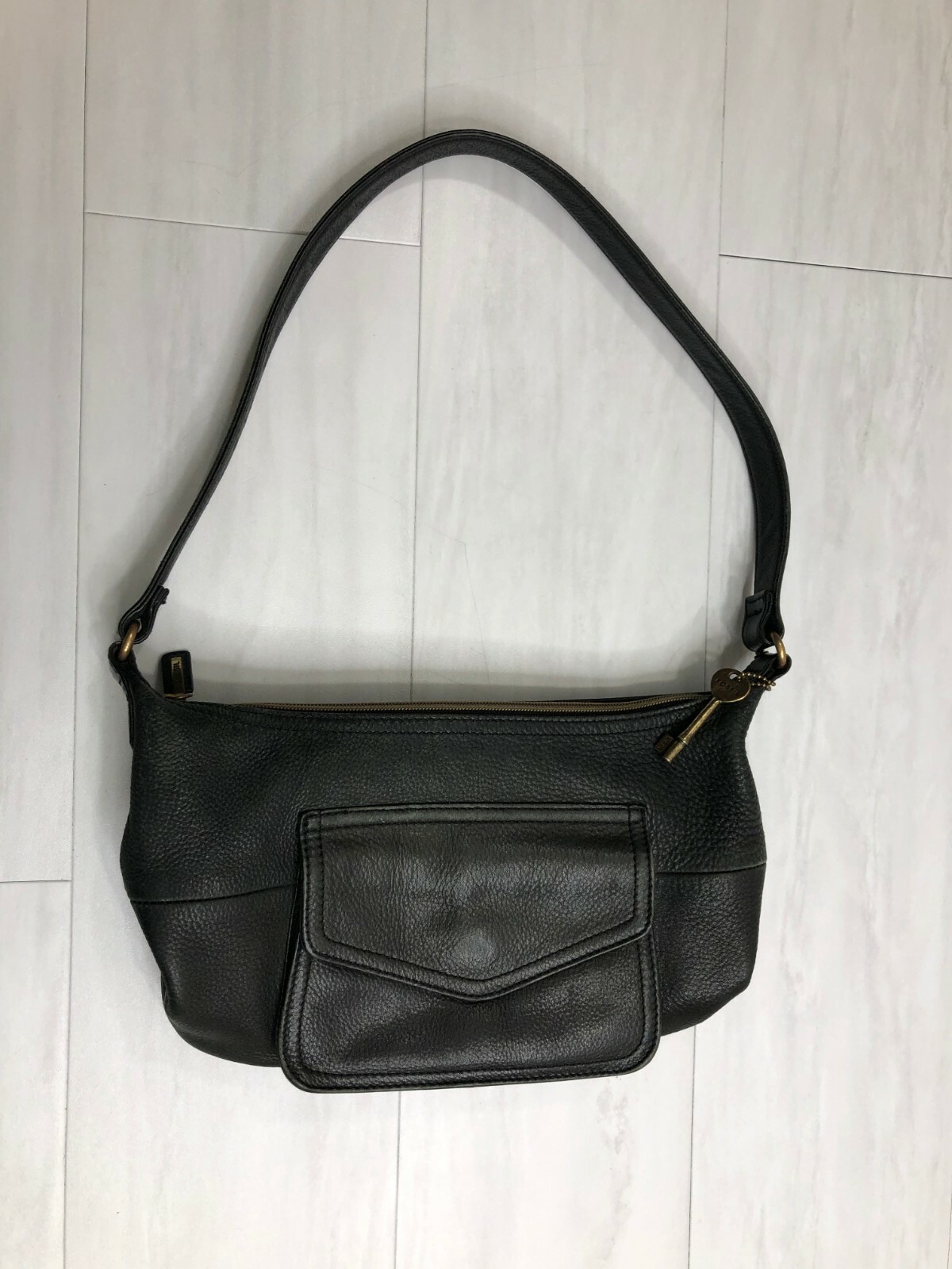 one strap hobo bag