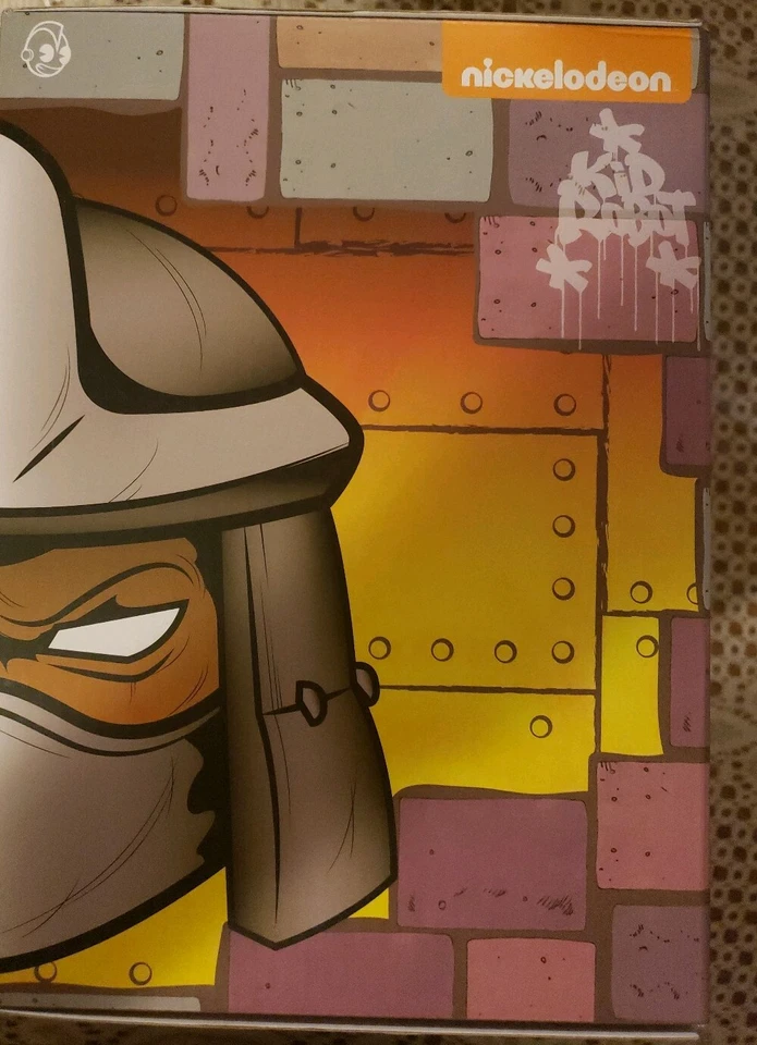 Teenage Mutant Ninja Turtles Shredder Vinyl Figure Kidrobot 7" Figure GREEN NEW - Image 2 of 4