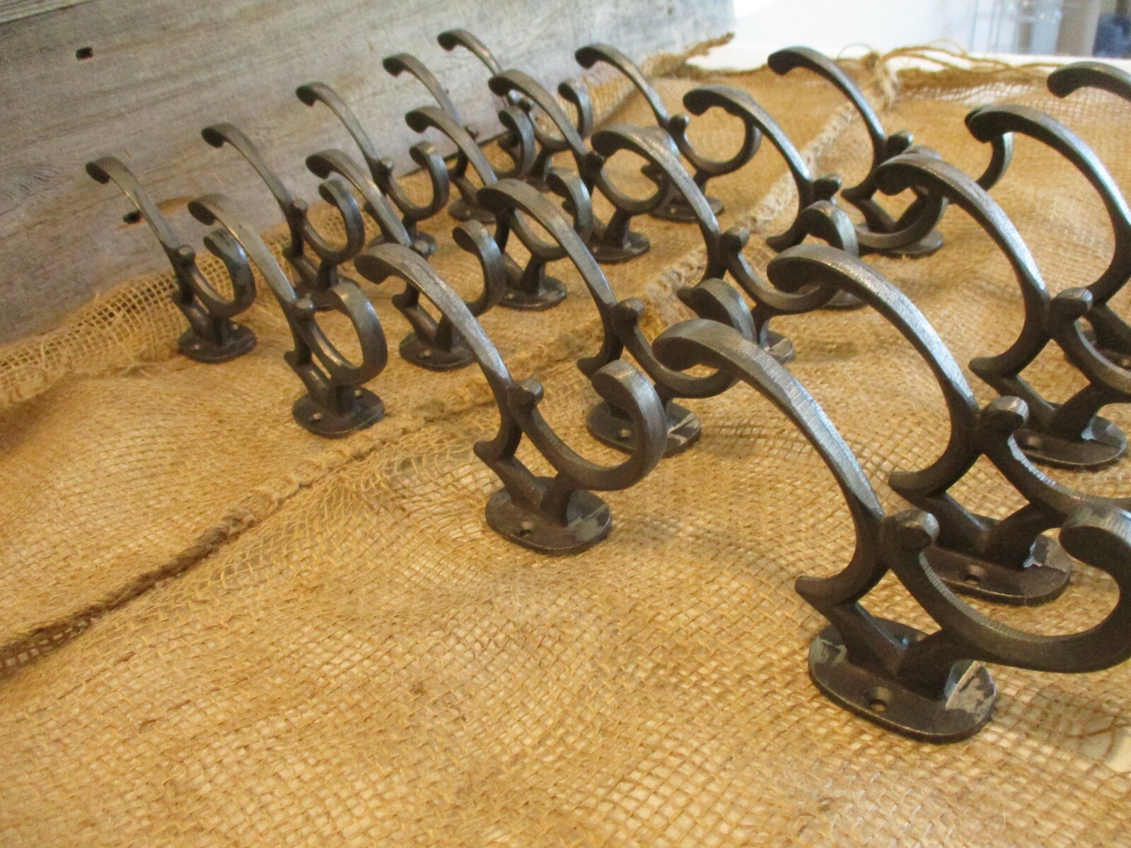  Midwest Craft House 15 Rustic CAST Iron Acorn Hooks