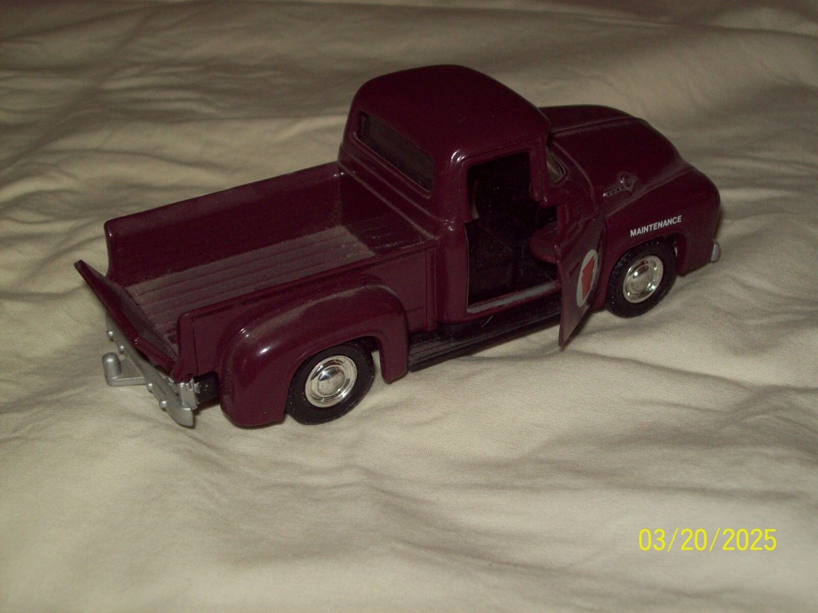 Picture 3 of 4