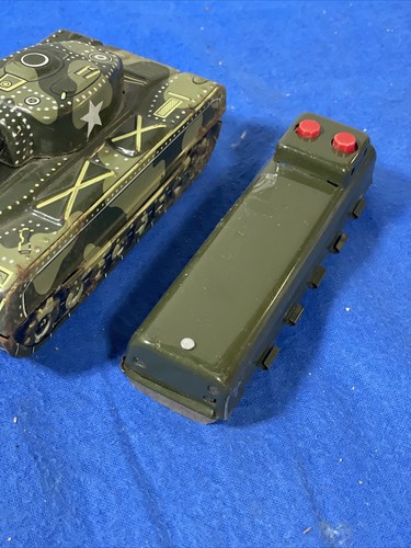 Vintage MARX Remote Control Metal Army Tank Toy Read Desc Made In Japan - Picture 3 of 8