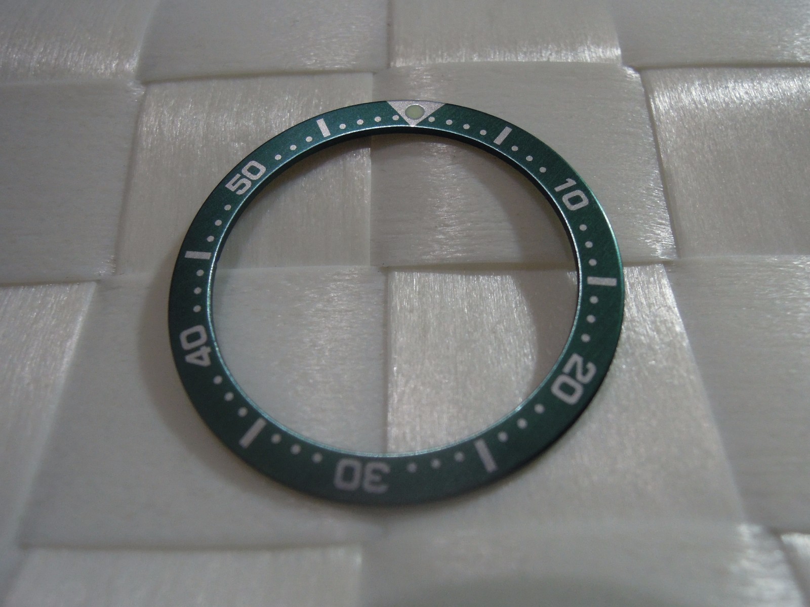NEW GREEN FLAT BEZEL INSERT 33.5MM MEDIUM DIVERS SKX013 (7S26-0030) /4205-0150 | eBay NEW GREEN FLAT BEZEL INSERT 33.5MM MEDIUM DIVERS SKX013 (7S26-0030) /4205-0150 | eBay