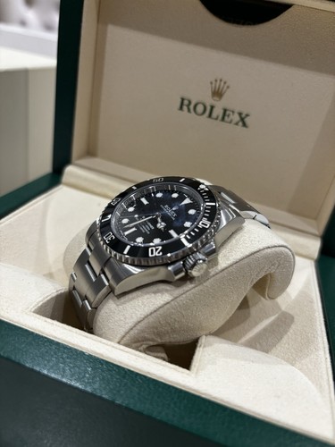 Brand new/Unworn Stickered Rolex Submariner - 114060 - Full Set - 2018 - Picture 13 of 18