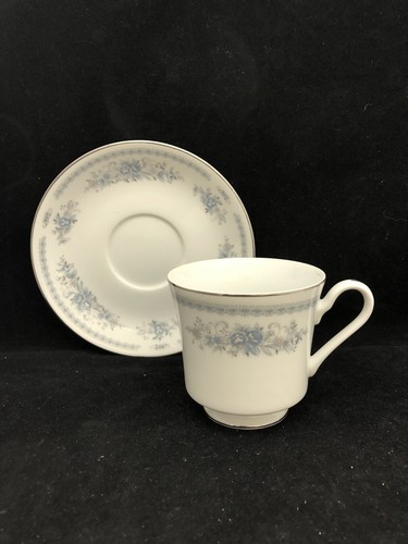 Fine Porcelain China of Japan Christine Tea Cup & Saucer Set(s) - Picture 2 of 7