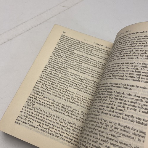 Tales of Land and Sea by Joseph Conrad 1953 Beige Blue Book - Picture 14 of 14