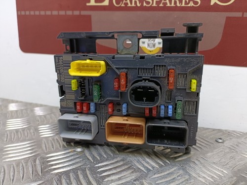 PEUGEOT & CITROEN UNDER BONNET FUSE BOX BSM-L11 9661087080 307cc - Picture 5 of 7