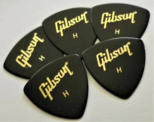 Gibson 346 triangular shape Guitar Picks .90 mm 5 Picks