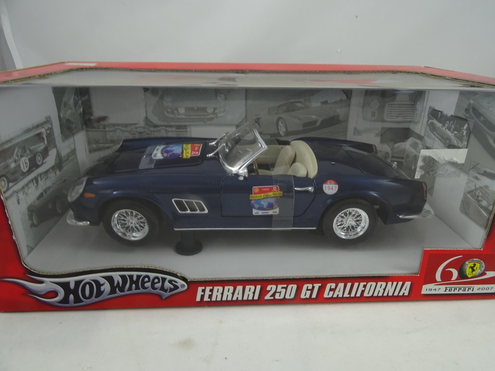 1 18 Hot Wheels L2949 Ferrari 250 Gt California Amor - Rareza§ 1 18 Hot Wheels L2949 Ferrari 250 Gt California Amor - Rareza§