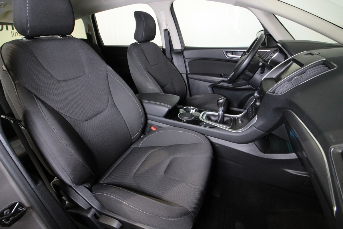 Ford S-MAX 2,0 TDCi 180 Titanium 7prs