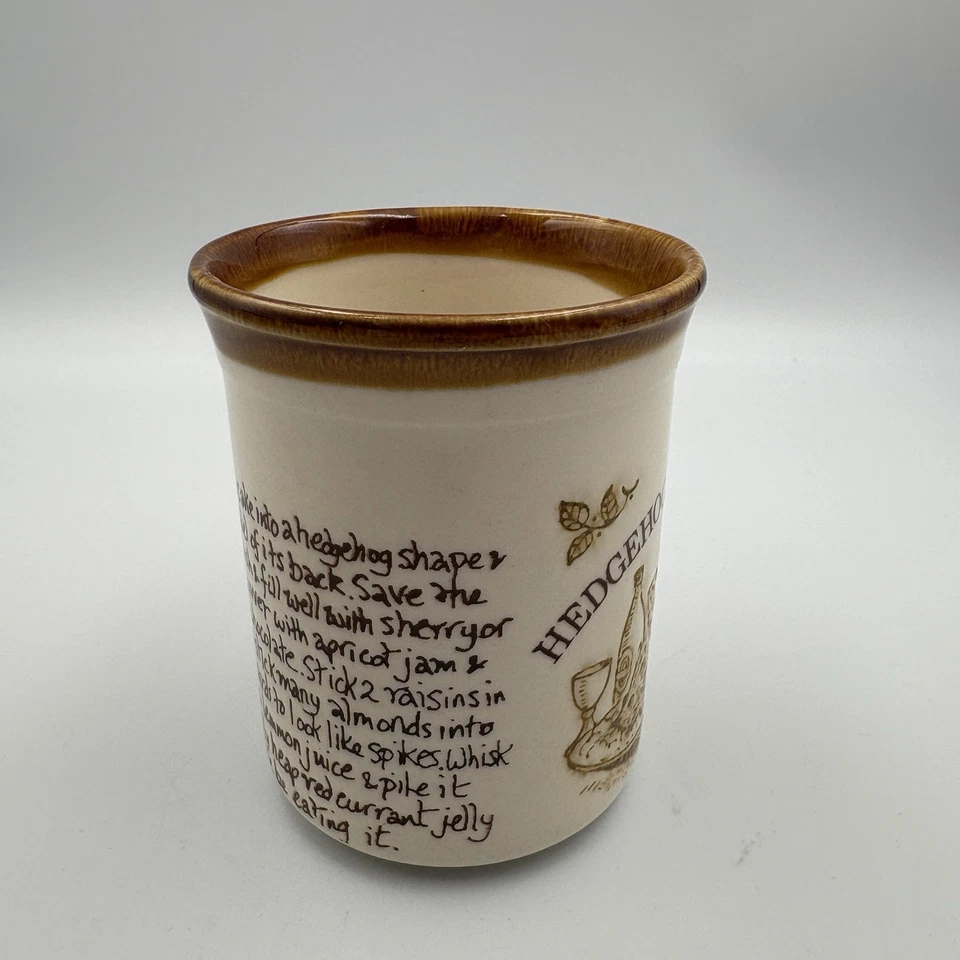 Biltons Mugs x 3 Recipe Design Bake a Hare, Hedgehog Tipsy Cake Parsnip Fritters - Image 3 of 4