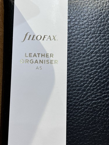 Organizador Filofax Lyndhurst A5. Cuero Nappa Negro Nuevo, Insertos Completos 2025 - Imagen 2 de 6