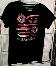Supernatural Hunters Arsenal Weapons Symbols Icons Join the Hunt T-Shirt Size XL